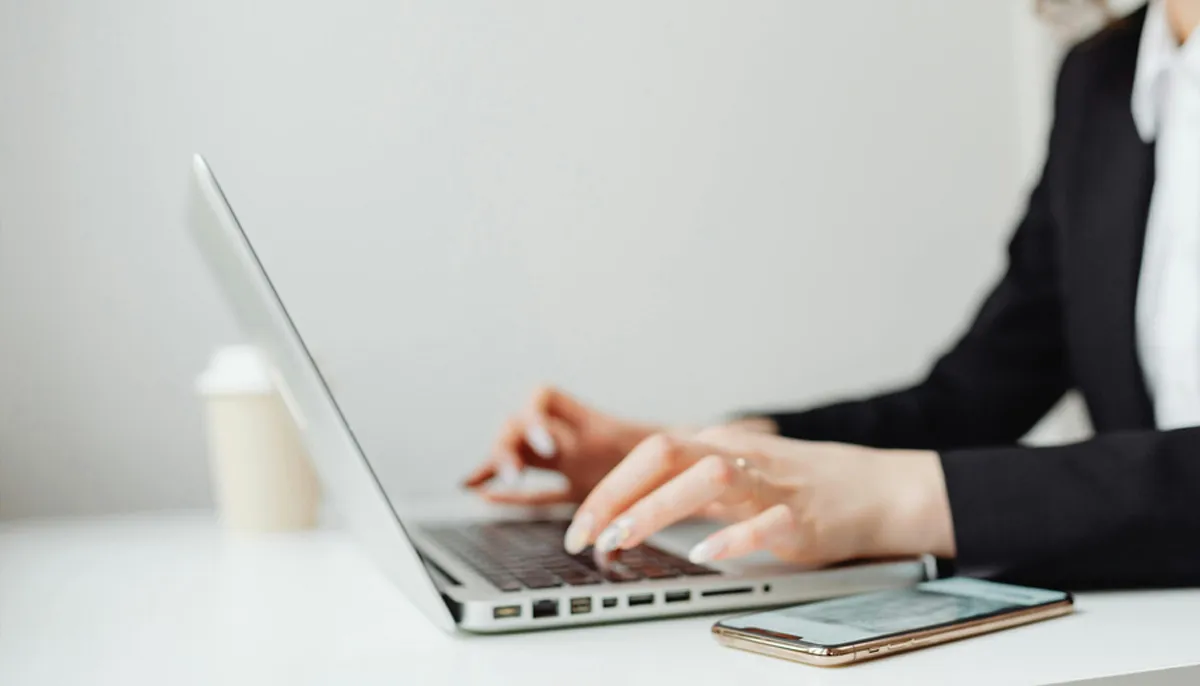 Laura Panach. Abogado en Valencia.